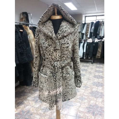 Полупальто из каракуля