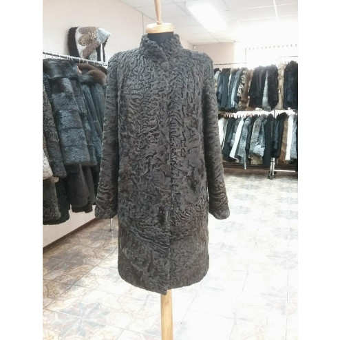 Пальто из каракуля 