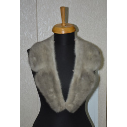 Сьемный воротник из меха норки