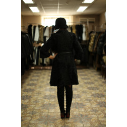 Пальто из каракуля 