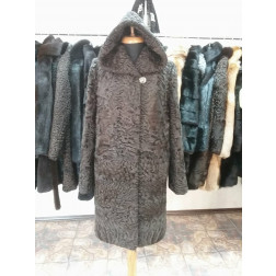 Пальто из каракуля 